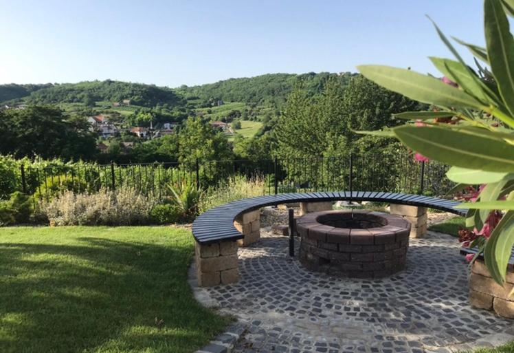 Vass-Villa Vendeghaz Szekszárd 外观 照片